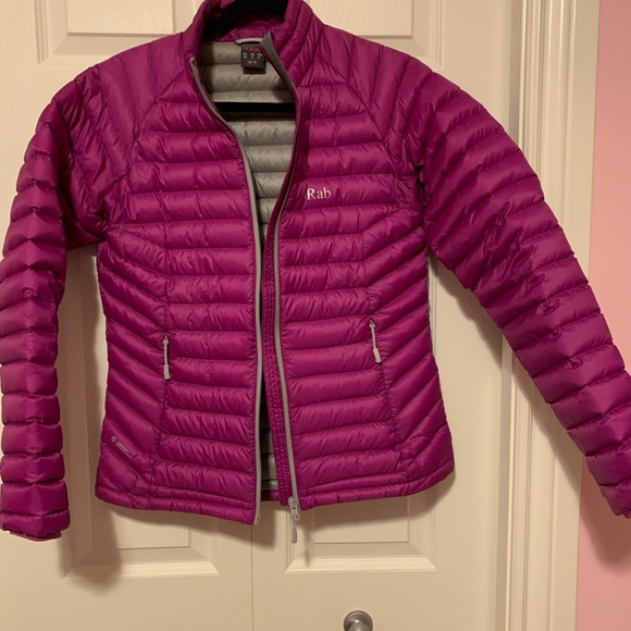 Rab Microlight down jacket. An everyday down jacket or an insulator layer. - Picture 4 of 4